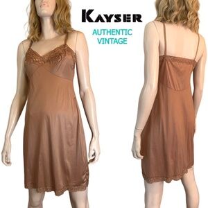 Vintage 60s KAYSER Full Slip 100% Nylon Matching Mocha Lace Lacy
